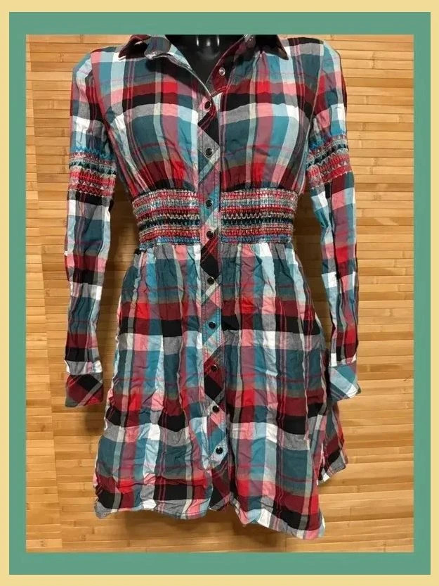 Divino vestido cuadros de highly preppy talla S 😍 – Highly Preppy – taille S / 36 / 8 2