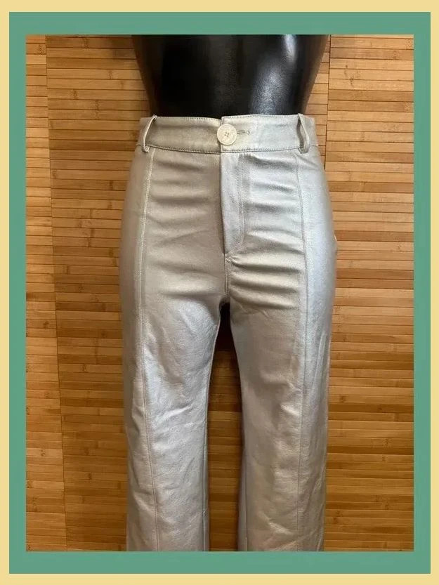 Divino pantalón polipiel, plateado , marca Bimani talla 34 😍 – Bimani – taille XS / 34 / 6 3