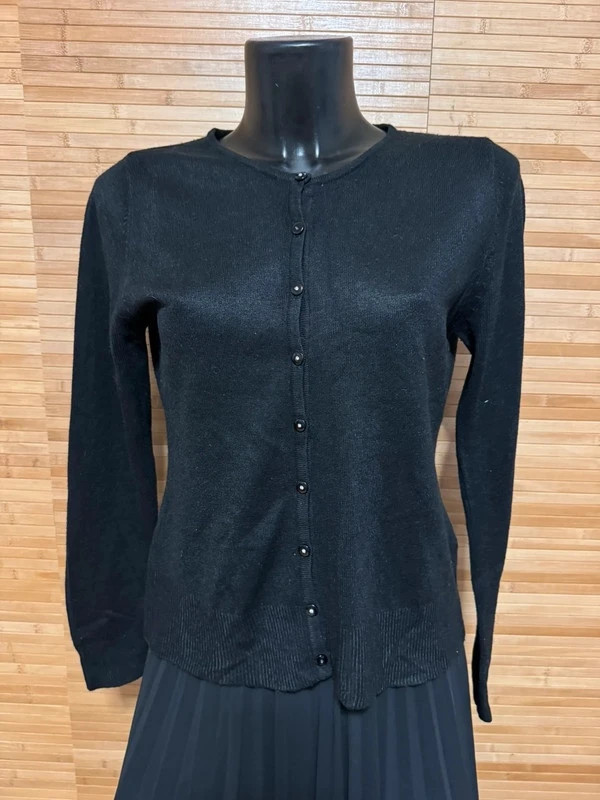 Cárdigan negro de Debbie Morgan talla M 😍