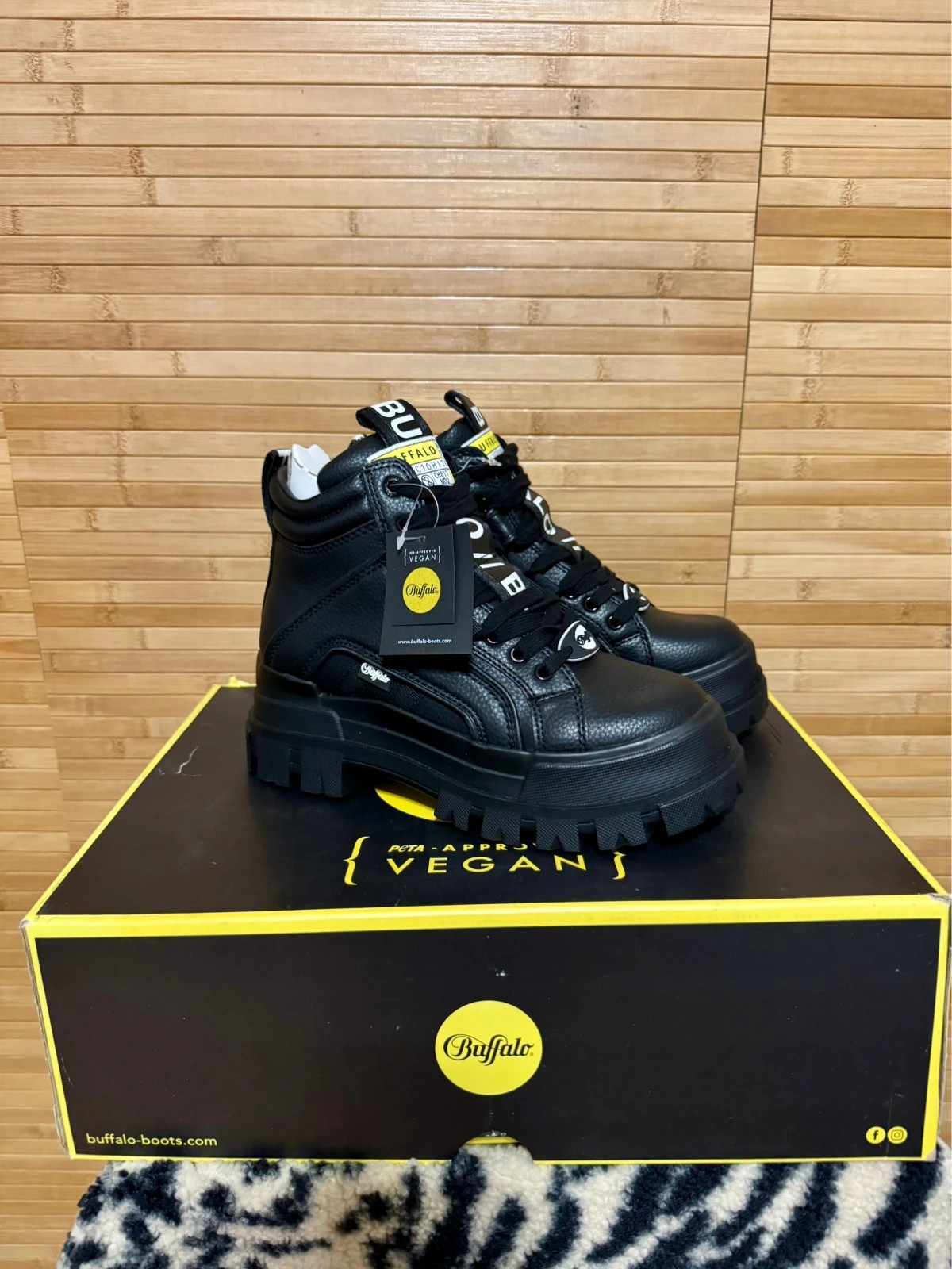 Divinos botines piel vegana de marca Buffalo número 37 😍 – Buffalo – taille 37