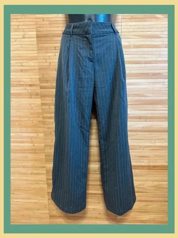 Divino pantalón ancho de marca Monki , talla 40 😍 – Monki – taille L / 40 / 12 2