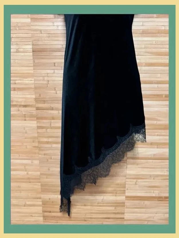 Divino vestido lencero de terciopelo y encaje de Zara ,talla XS 😍 – Zara – taille XS / 34 / 6 4