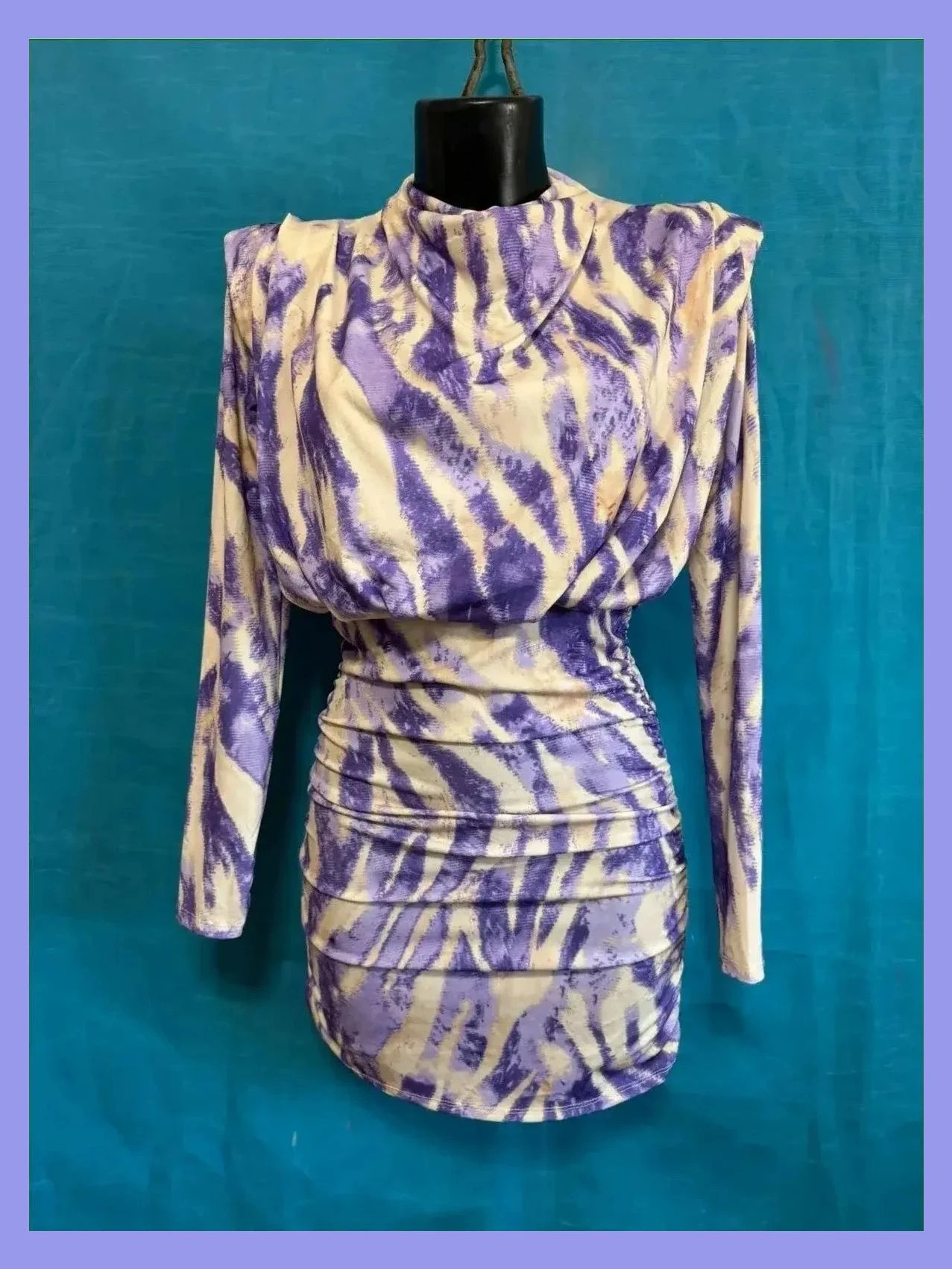Vestido estampado tela elástica de marca Insta girl , talla S/M 😍 – Insta Girl – taille S / 36 / 8