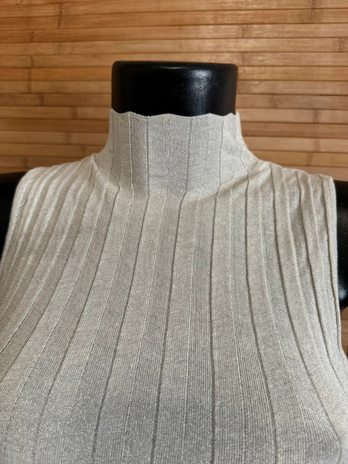 Top cuello alto con brillo de marca Mango talla M 😍 – Mango – taille M / 38 / 10 3