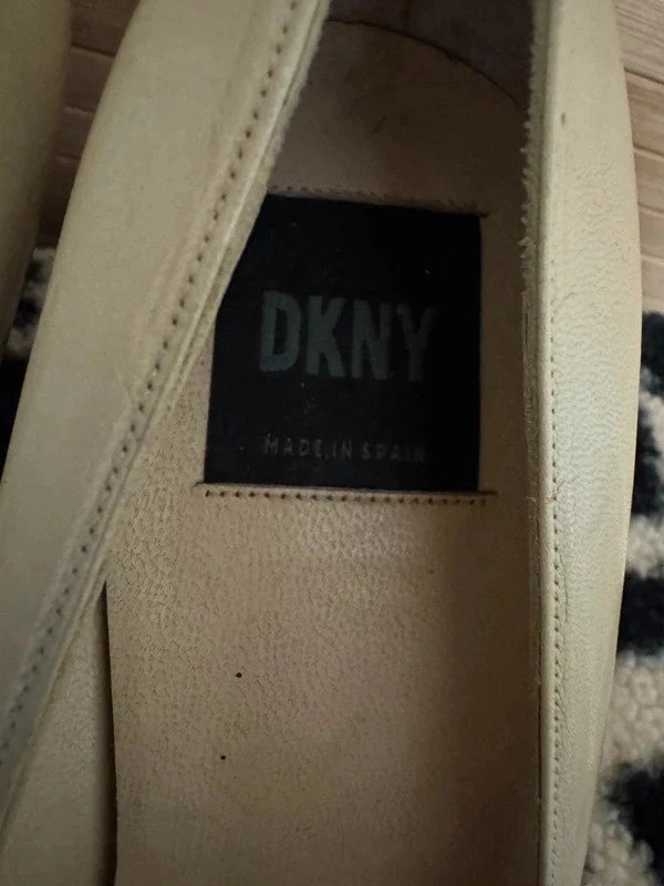 Divinos tacones piel vintage de dkny número 38/5 😍 – DKNY – taille 38.5 4