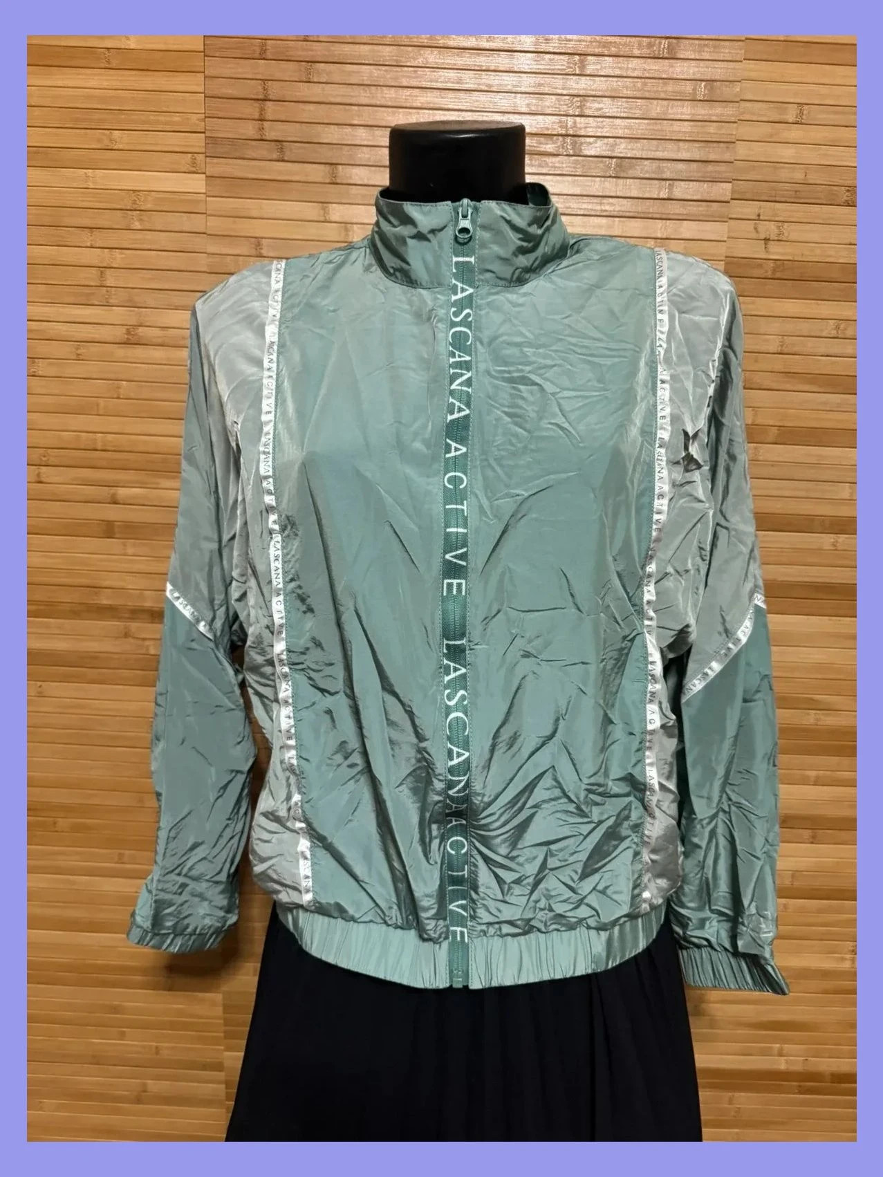 Chaqueta cortavientos de marca Lascana talla S 😍