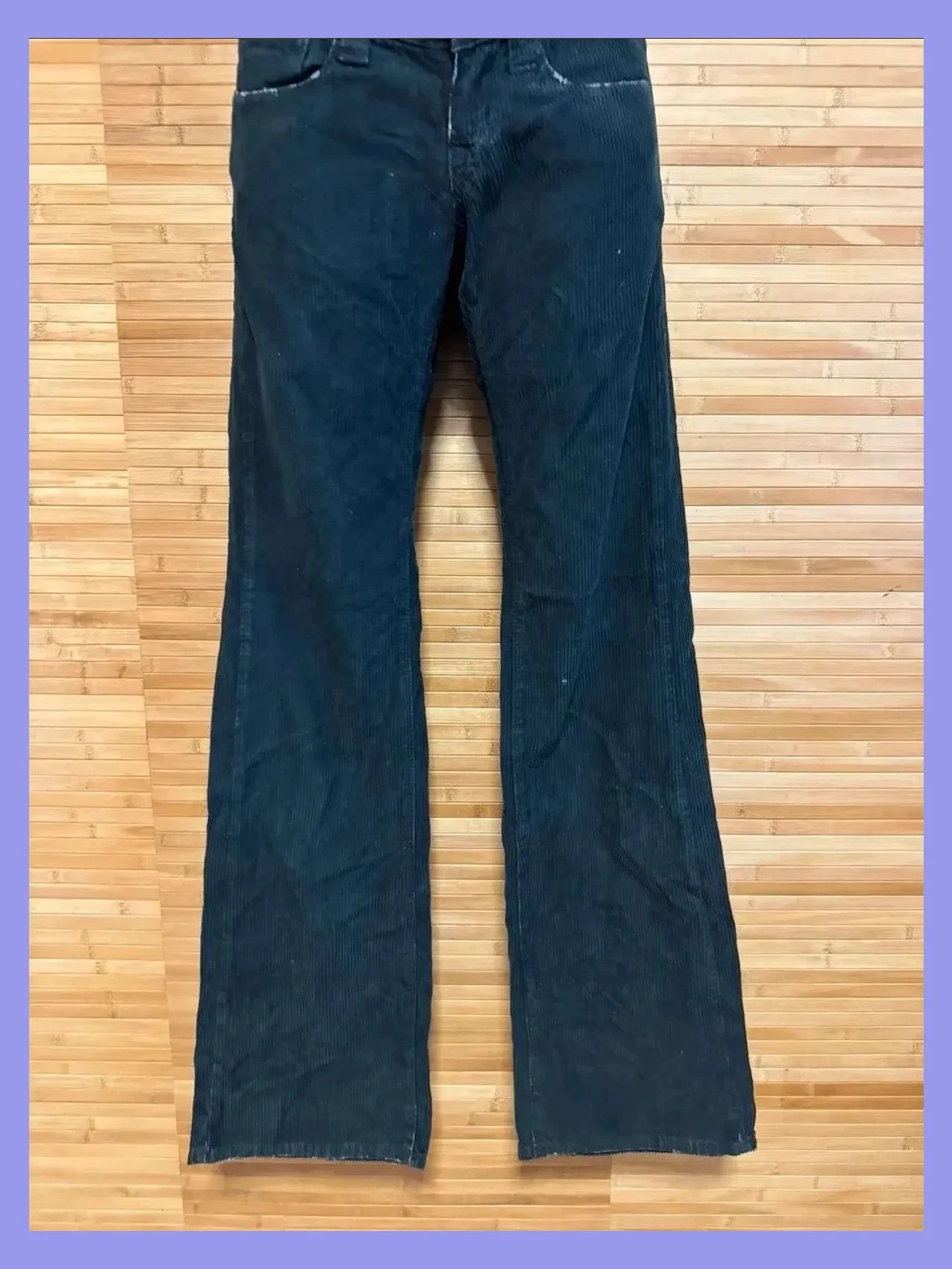 Divino pantalón pana , campana de marca Fornarina, talla 38 😍 – Fornarina – taille M / 38 / 10 2