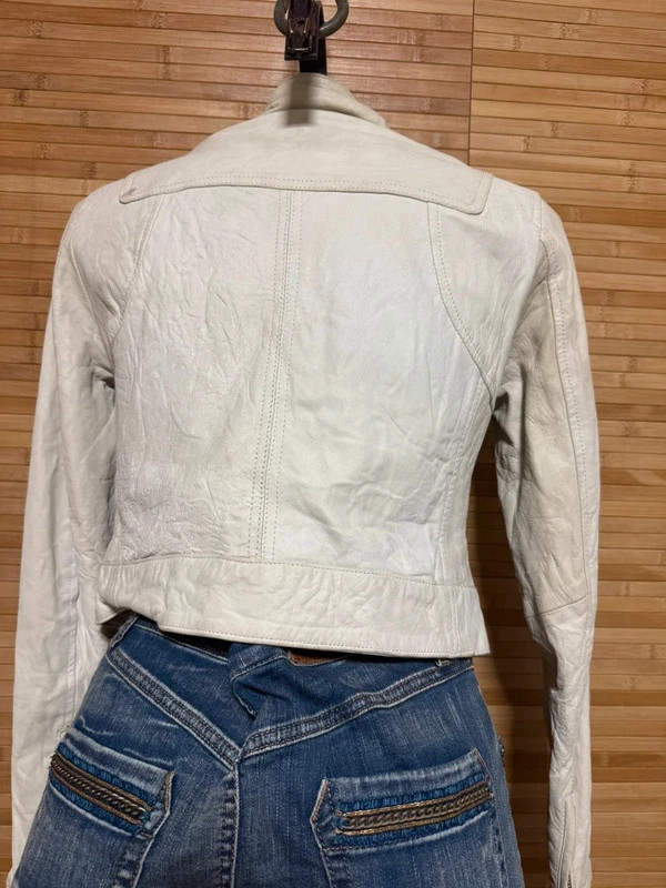 Espectacular chaqueta piel vintage de Stradivarius talla M 😍 – Stradivarius – taille M / 38 / 10 4