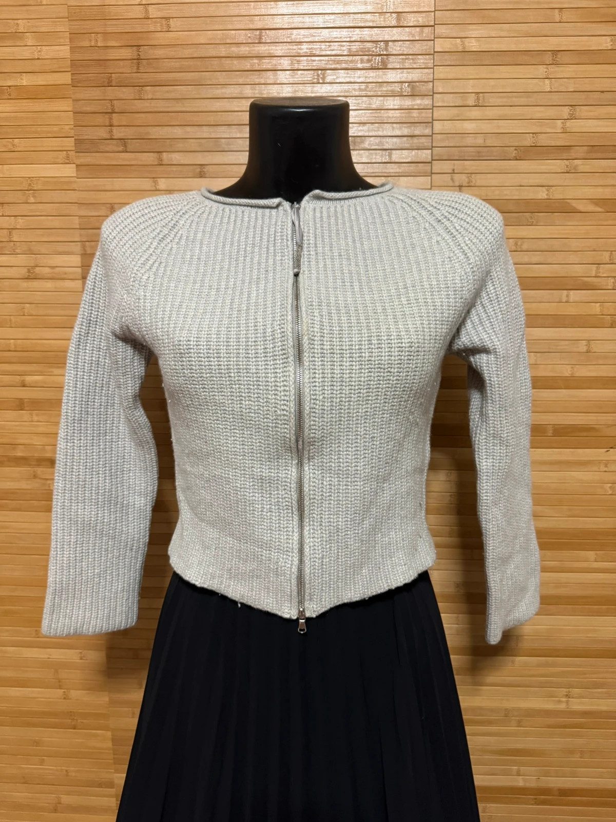 Cárdigan crop manga 3/4 de Fabiana Filippi talla XS 😍