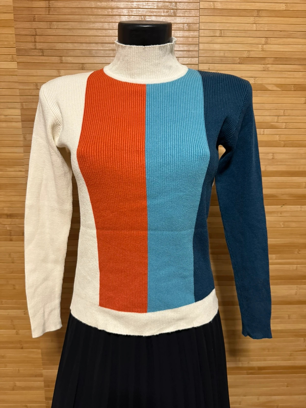 Jersey cuello alto de Campañia Fantástica talla L 😍
