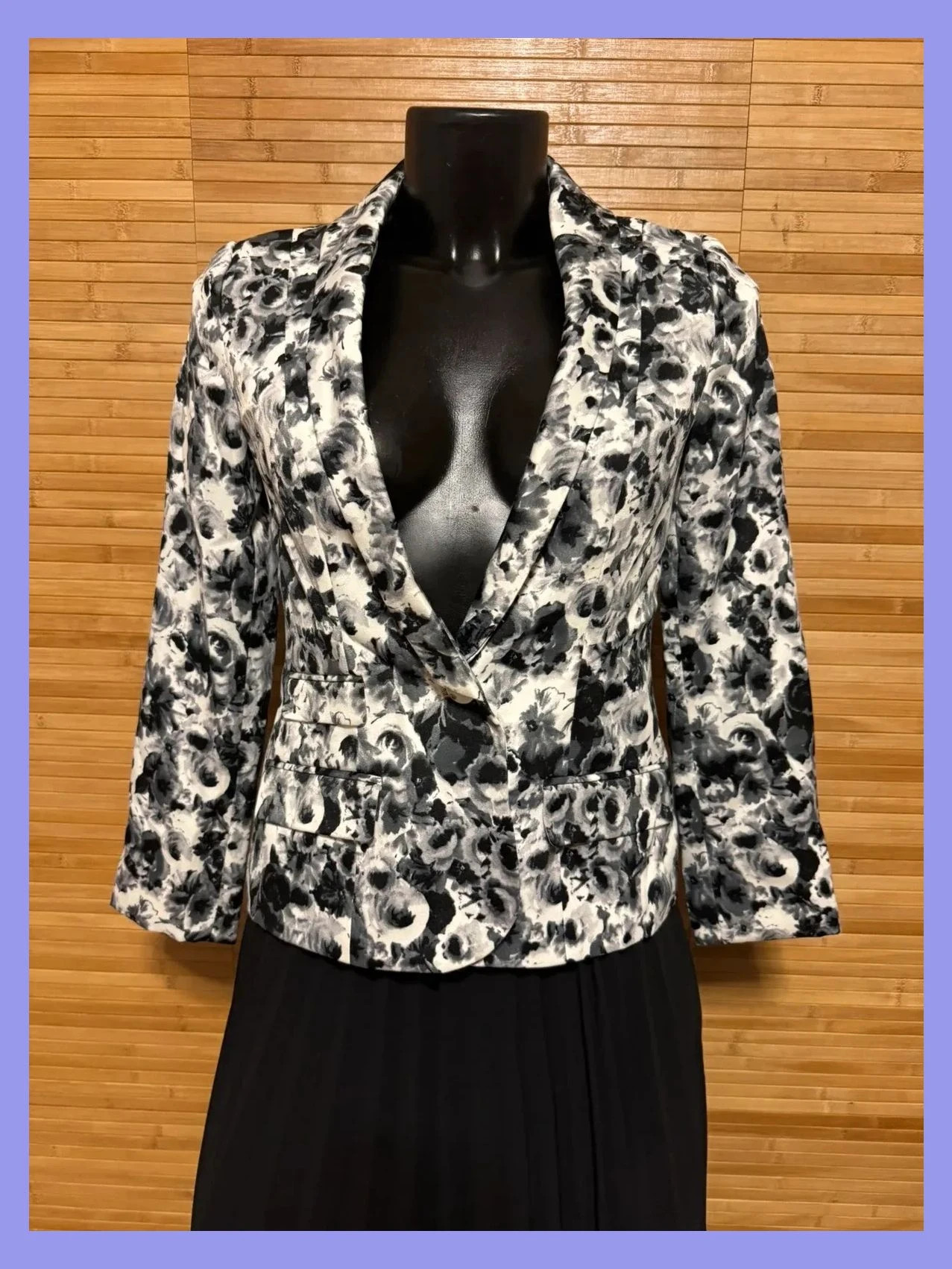 Divino blazer flores de Laura Scott talla 36 😍
