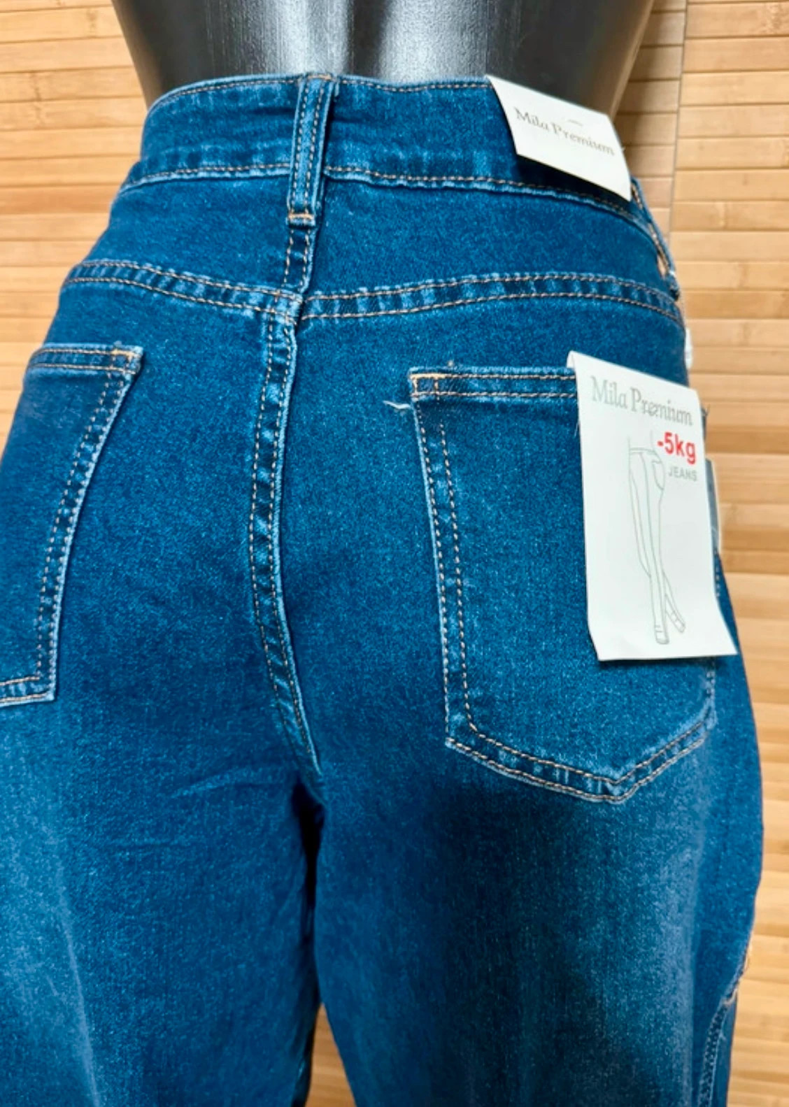 Divino vaquero Balloon elástico, cintura alta , marca Mila talla 44😍 – Mila Premium – taille XXL / 44 / 16 5