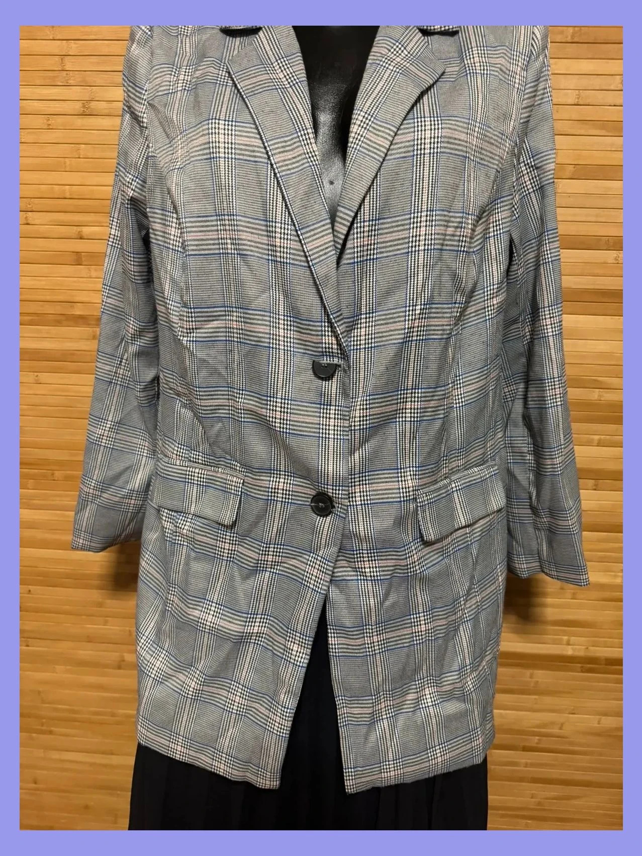Divino blazer cuadros talla 46 , un botón está partido 😍 – Studio Untold – taille 4XL / 48 / 20 2