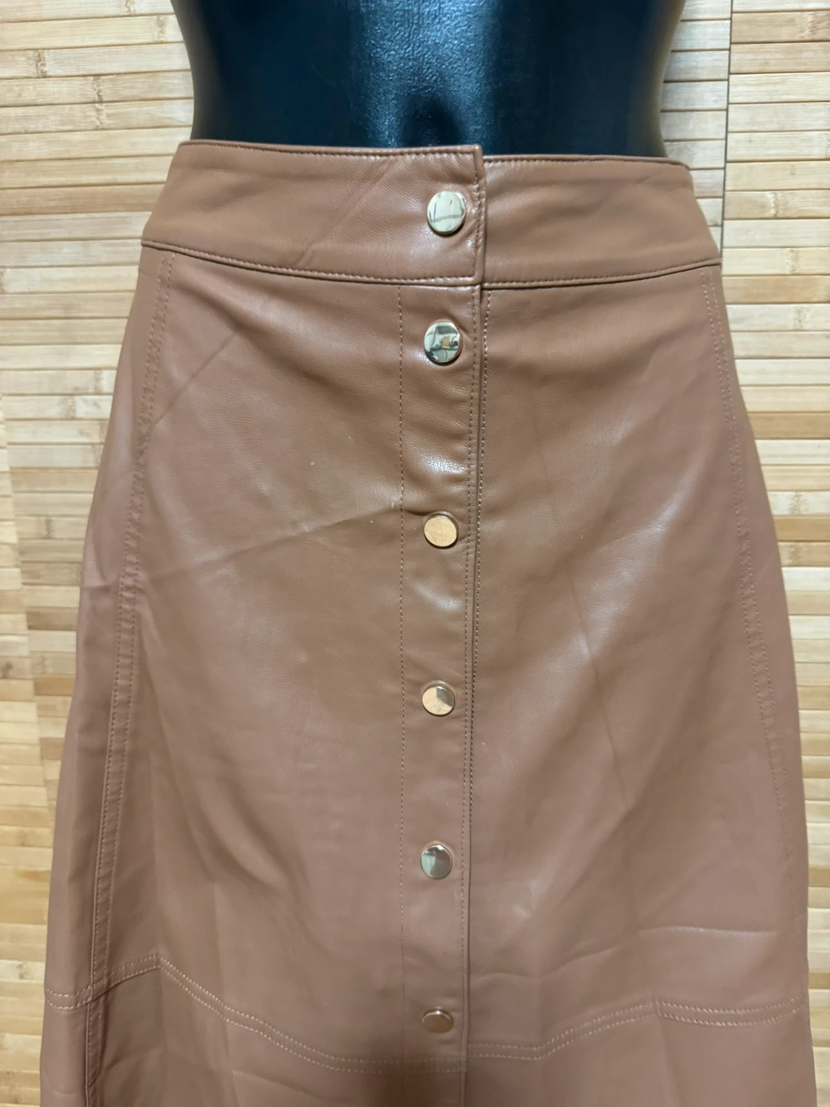 Falda midi polipiel de Zara , talla L 😍 – Zara – taille L / 40 / 12 3