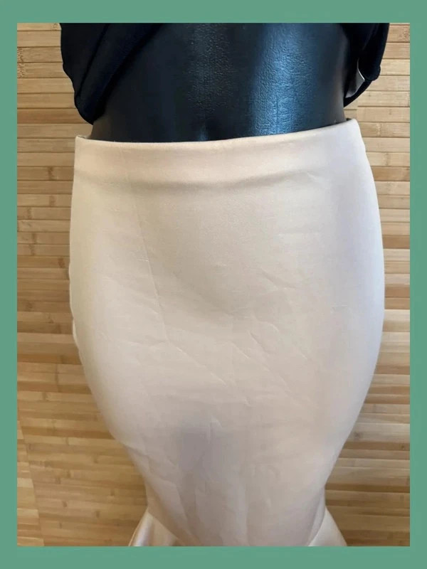 Divina falda ajustada elástica de marca boohoo talla S 😍 – Boohoo – taille S / 36 / 8 4