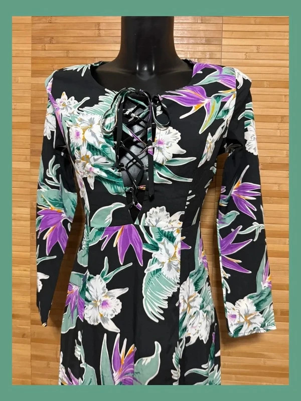 Divino vestido flores , talla única para S 😍 – La Boutique – taille S / 36 / 8 4