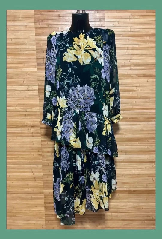 Espectacular vestido flores vintage , con volantes , talla única para M-L 😍