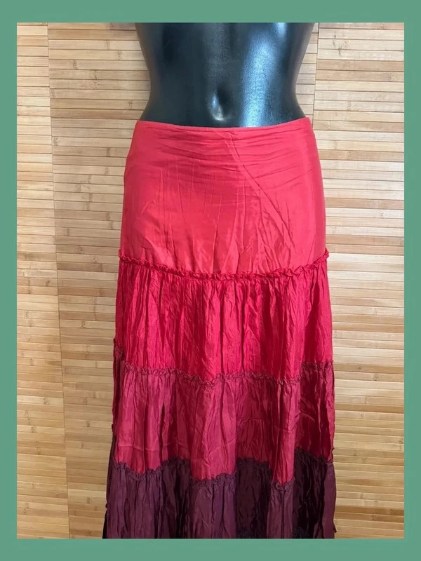 Divina falda larga de cortefiel talla 38 😍 – Cortefiel – taille M / 38 / 10 3
