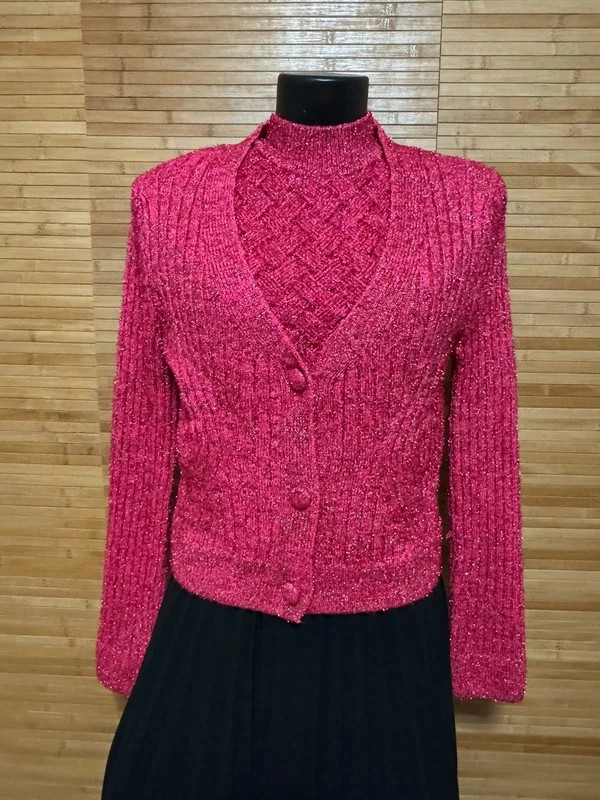 Divino conjunto cárdigan y top de marca Mango 😍