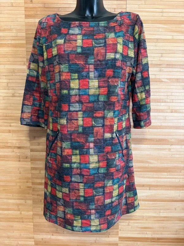 Vestido estampado invierno marca vegas talla XXL 😍