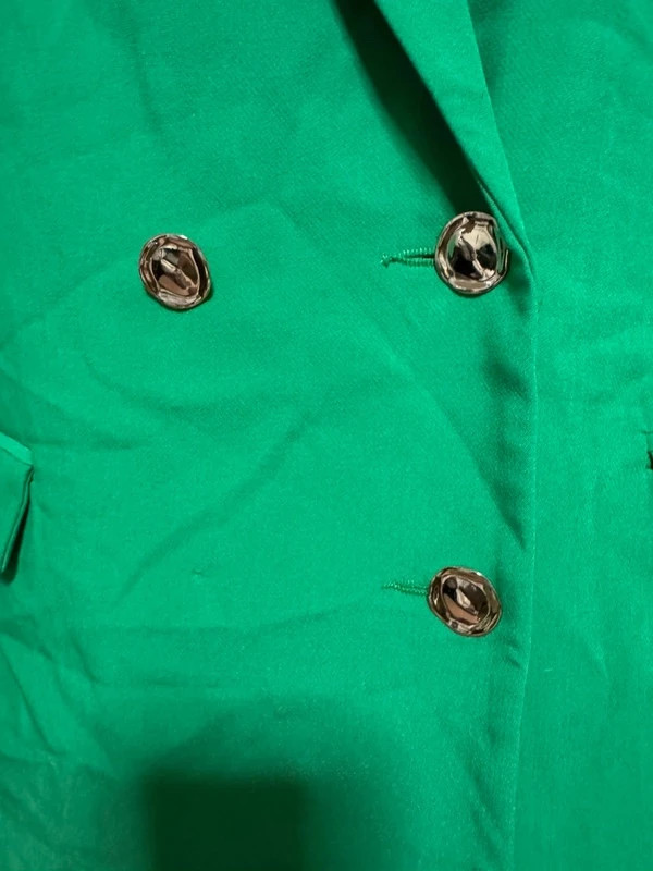 Divino blazer verde marca Melting Stockholm talla L 😍 – Melting Stockholm – taille L / 40 / 12 4