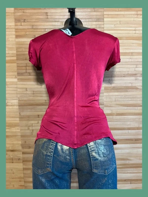 Divina blusa satinada elástica de Yves Saint Laurent , talla L 😍 – Yves Saint Laurent – taille L / 40 / 12 5