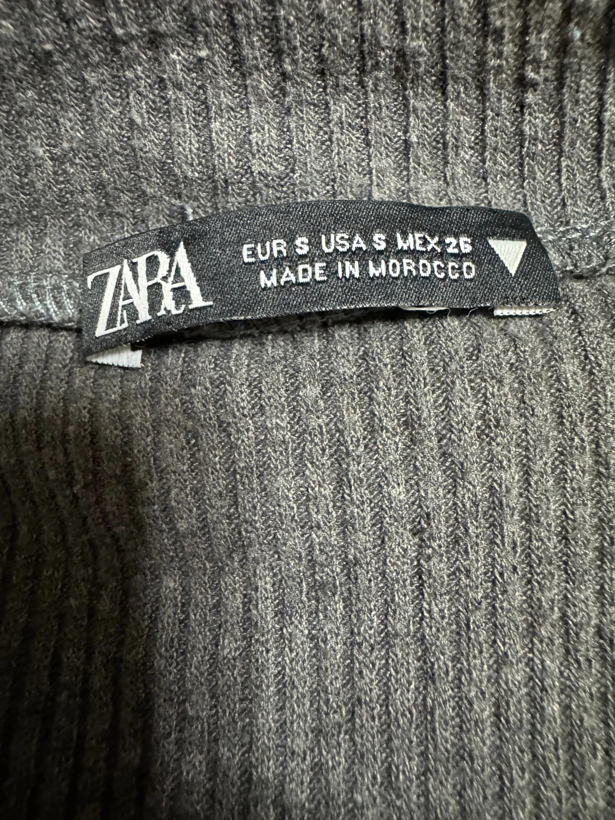 Divino vestido bicolor de Zara , talla S 😍 – Zara – taille S / 36 / 8 5