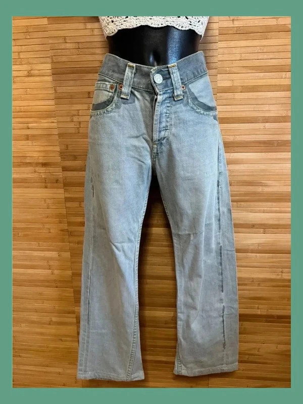 Divino vaquero Levis campana , edición especial talla 44 😍 – Levi's – taille XXL / 44 / 16 2