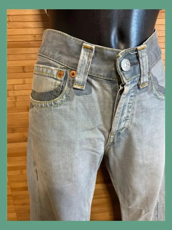 Divino vaquero Levis campana , edición especial talla 44 😍 – Levi's – taille XXL / 44 / 16 4