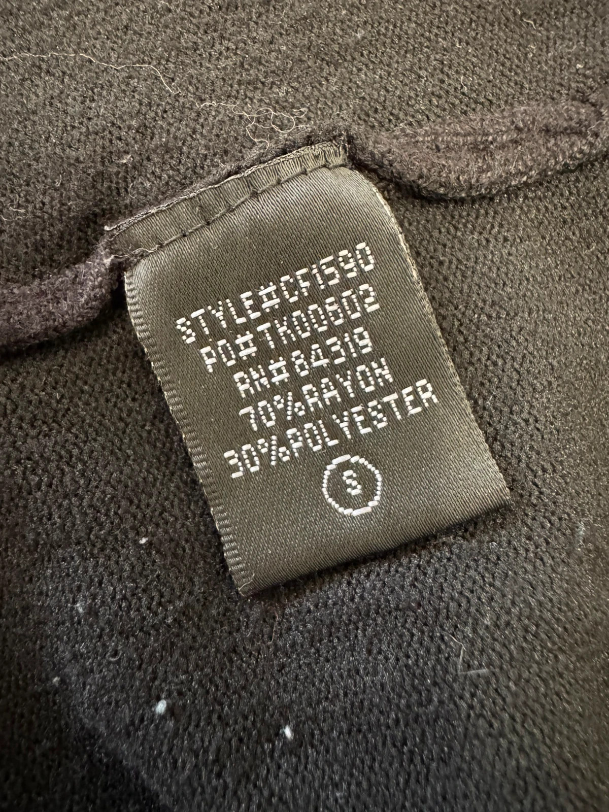 Cárdigan negro abierto con capucha marca Cyrus talla S 😍 – Cyrus – taille S / 36 / 8 4