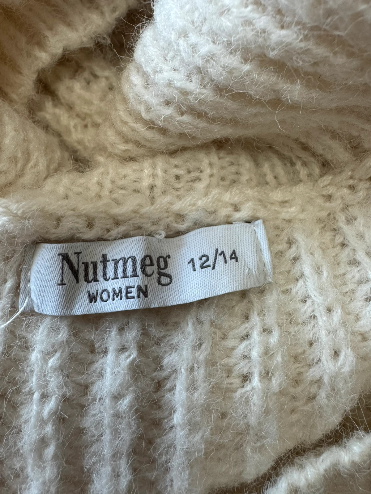 Espectacular jersey suave cuello vuelto de marca Nutmeg talla 40/42 😍 – Nutmeg – taille L / 40 / 12 5