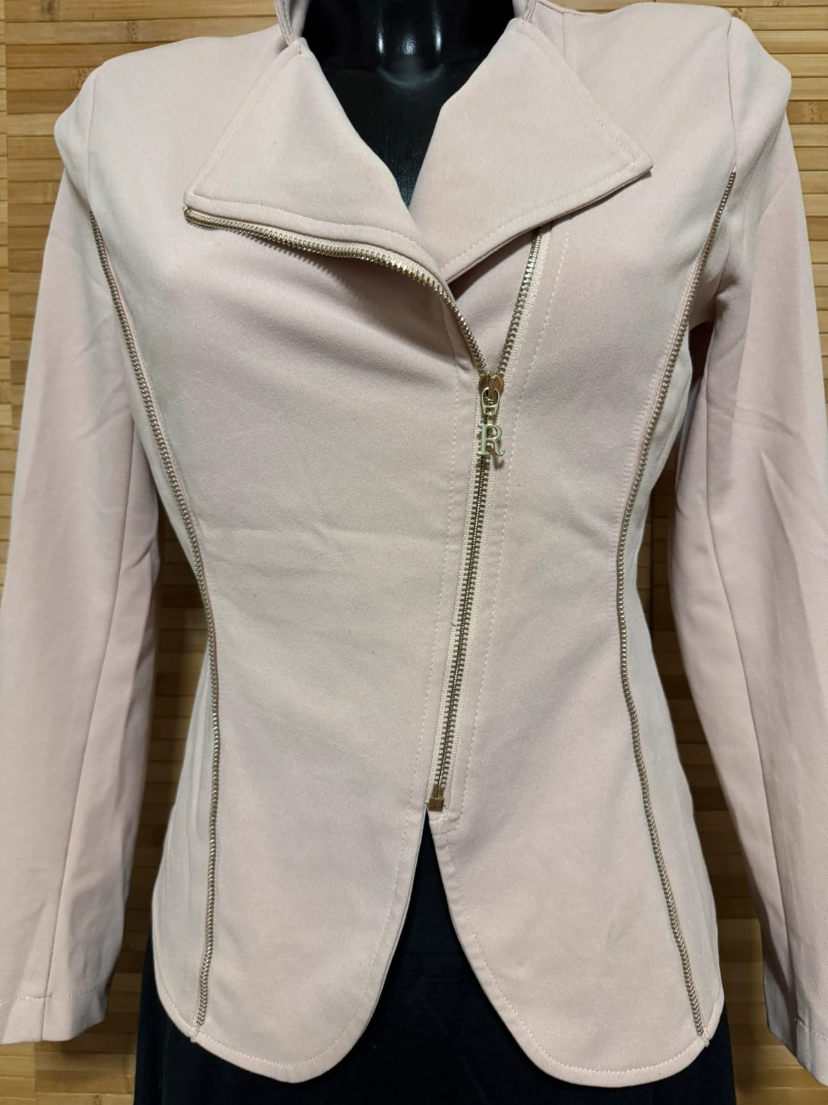 Blazer rosa de Rinascimento talla M 😍 – Rinascimento – taille M / 38 / 10 2