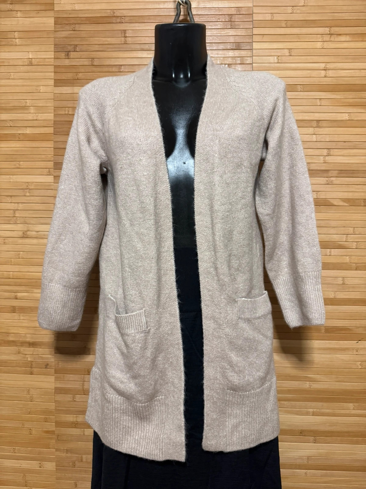Cárdigan largo marca papaya talla XS 😍