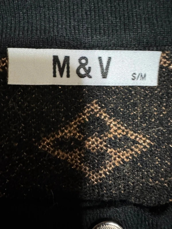 Divino cárdigan marca M&V talla S/M 😍 – M&V – taille S / 36 / 8 4