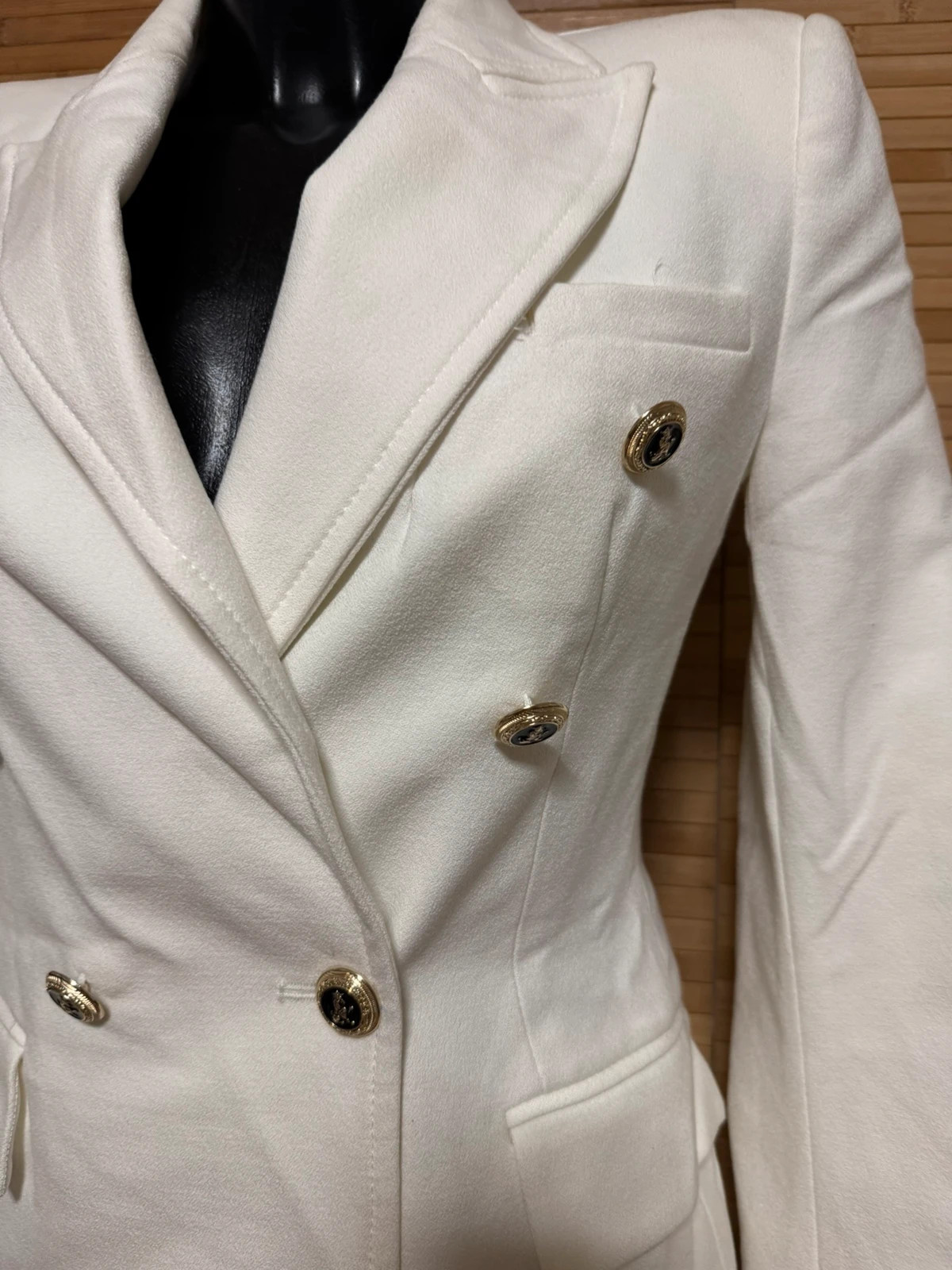 Blazer blanco de zara talla XS 😍 – Zara – taille XS / 34 / 6 3