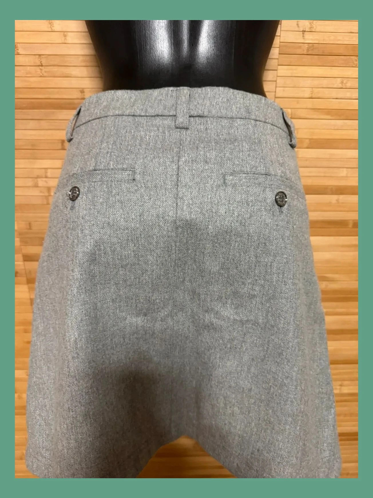 Divina falda lana marca Burberry, talla 16 años perfecta para talla S 😍 – Burberry – taille S / 36 / 8 5