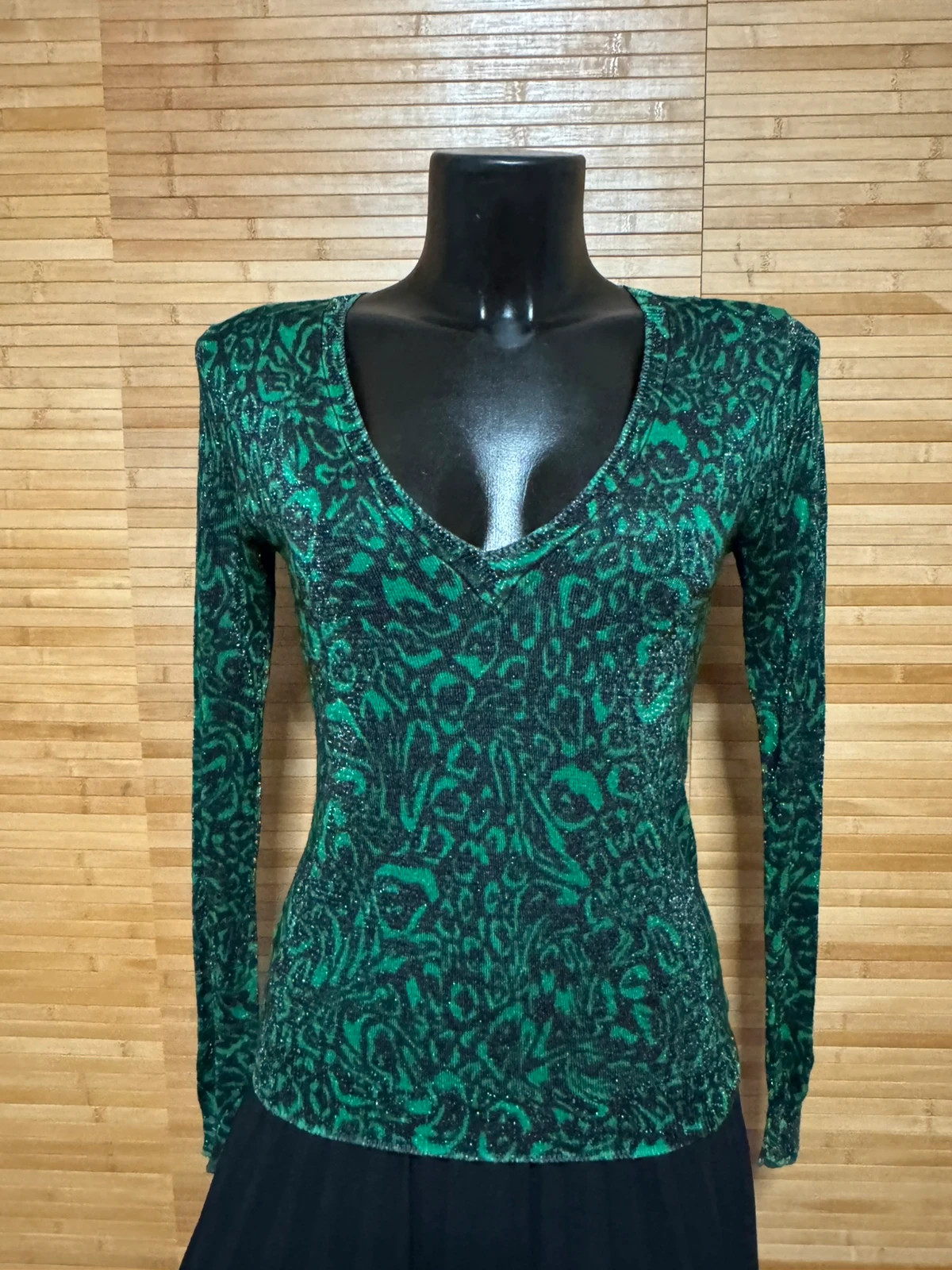 Jersey fino con brillo de Bimba y Lola , talla S 😍
