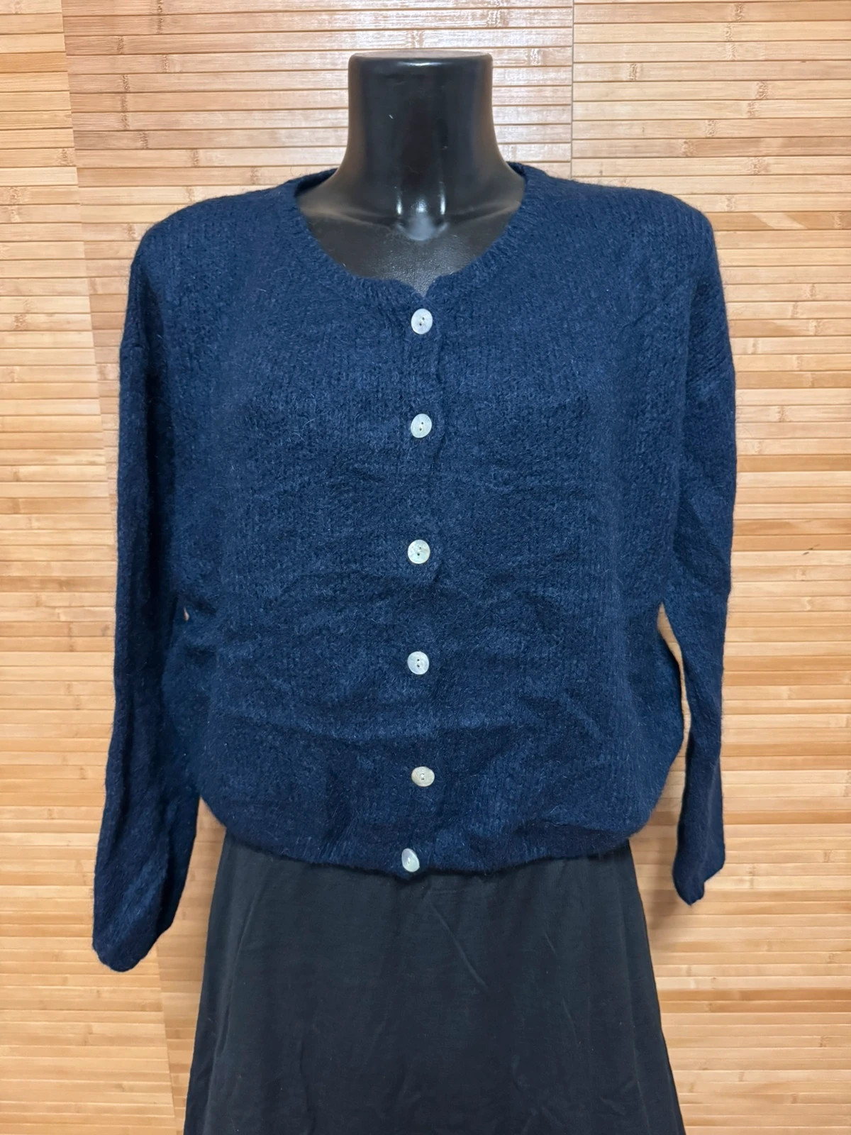 Divino cárdigan azul marino marca Noeline talla única 😍