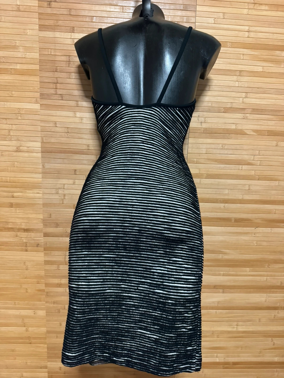 Vestido punto tirantes de Versace jeans talla 38 elástico 😍 – Versace Jeans – taille M / 38 / 10 4