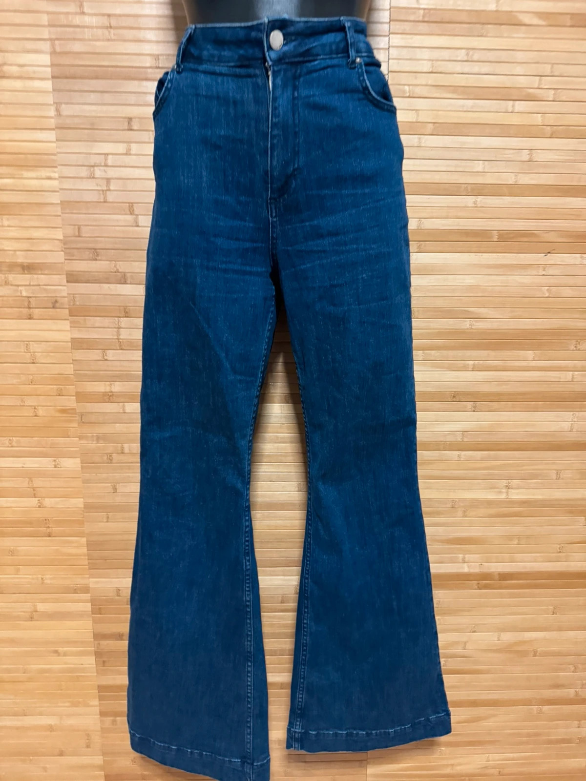 Divino vaquero acampanado de Jimmy Key cintura alta , elástico, talla 40 😍 – Jimmy Key – taille L / 40 / 12 2