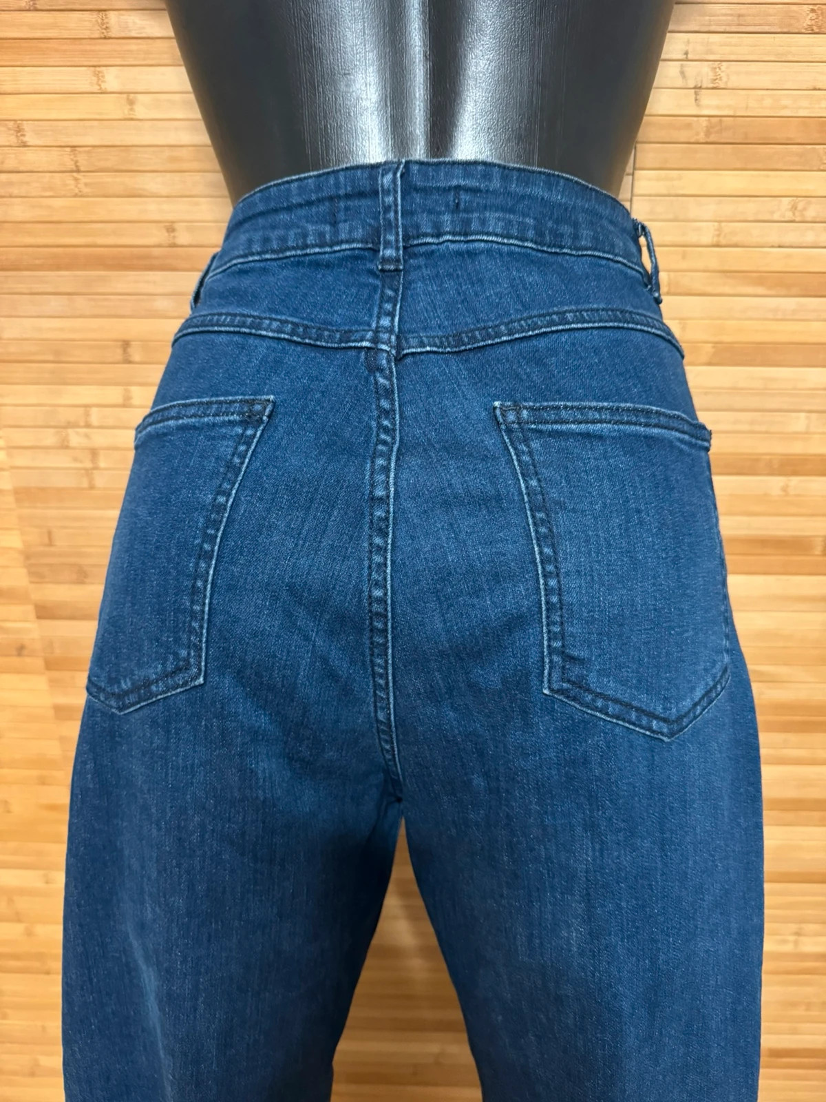 Divino vaquero acampanado de Jimmy Key cintura alta , elástico, talla 40 😍 – Jimmy Key – taille L / 40 / 12 5