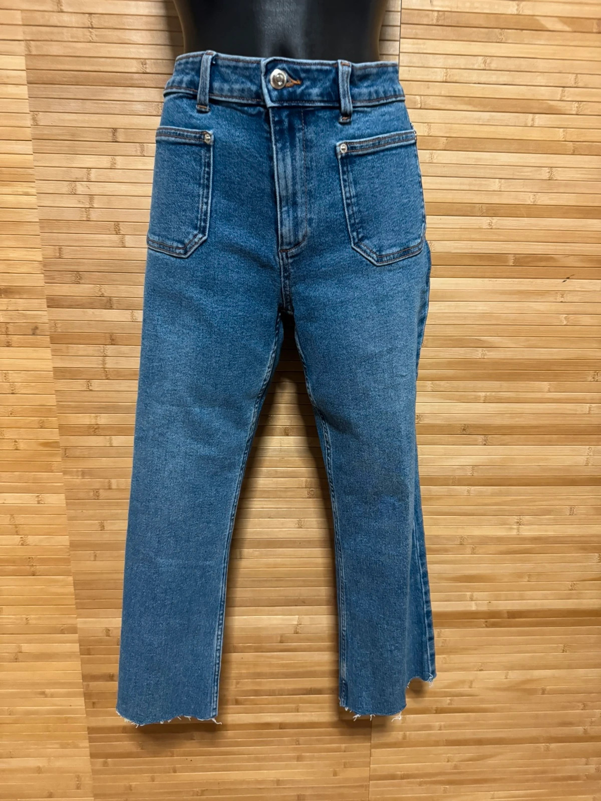 Vaquero croped elástico de Zara , talla 40 😍