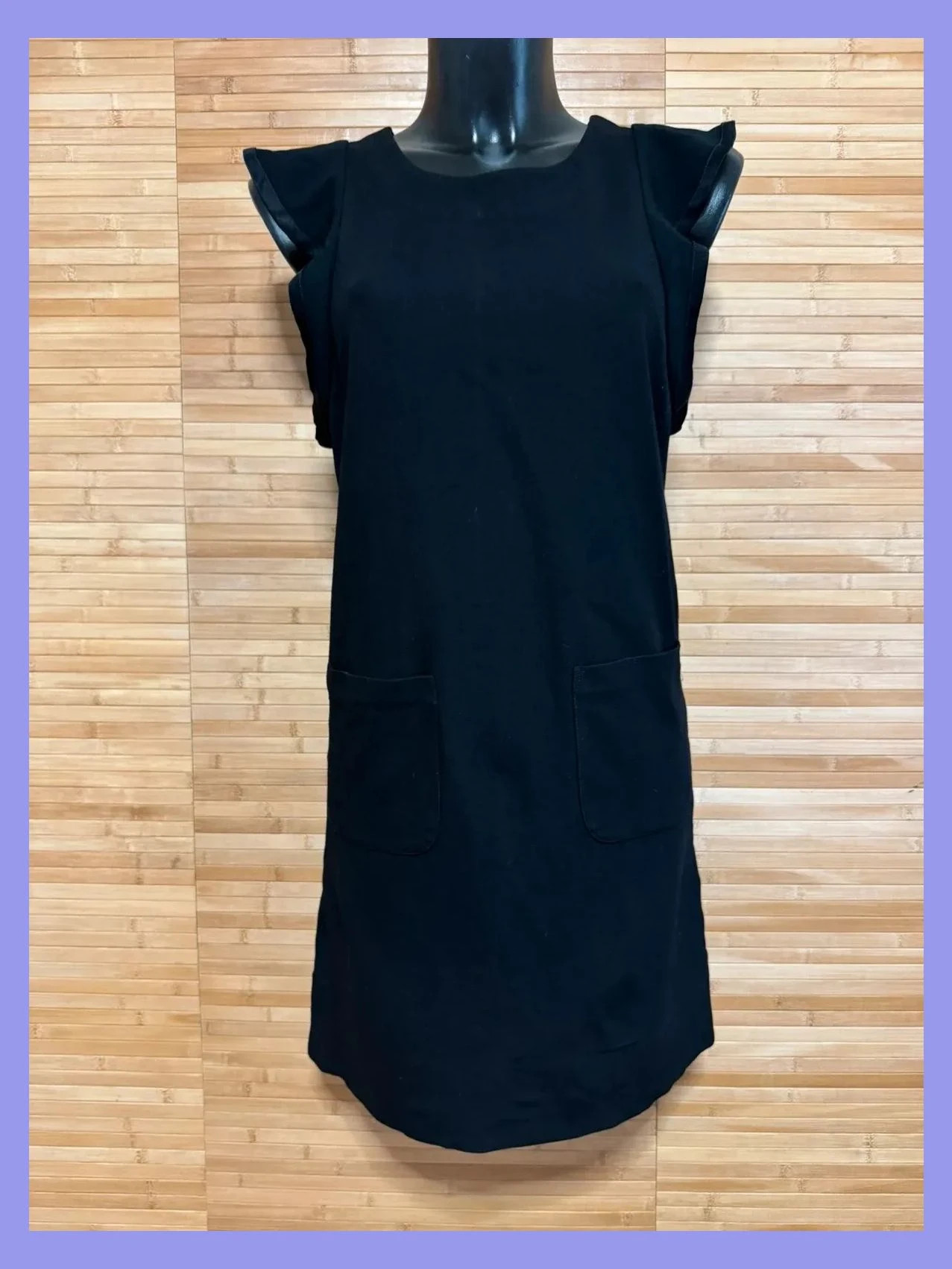 Divino vestido de marc by marc jacobs , talla S 😍