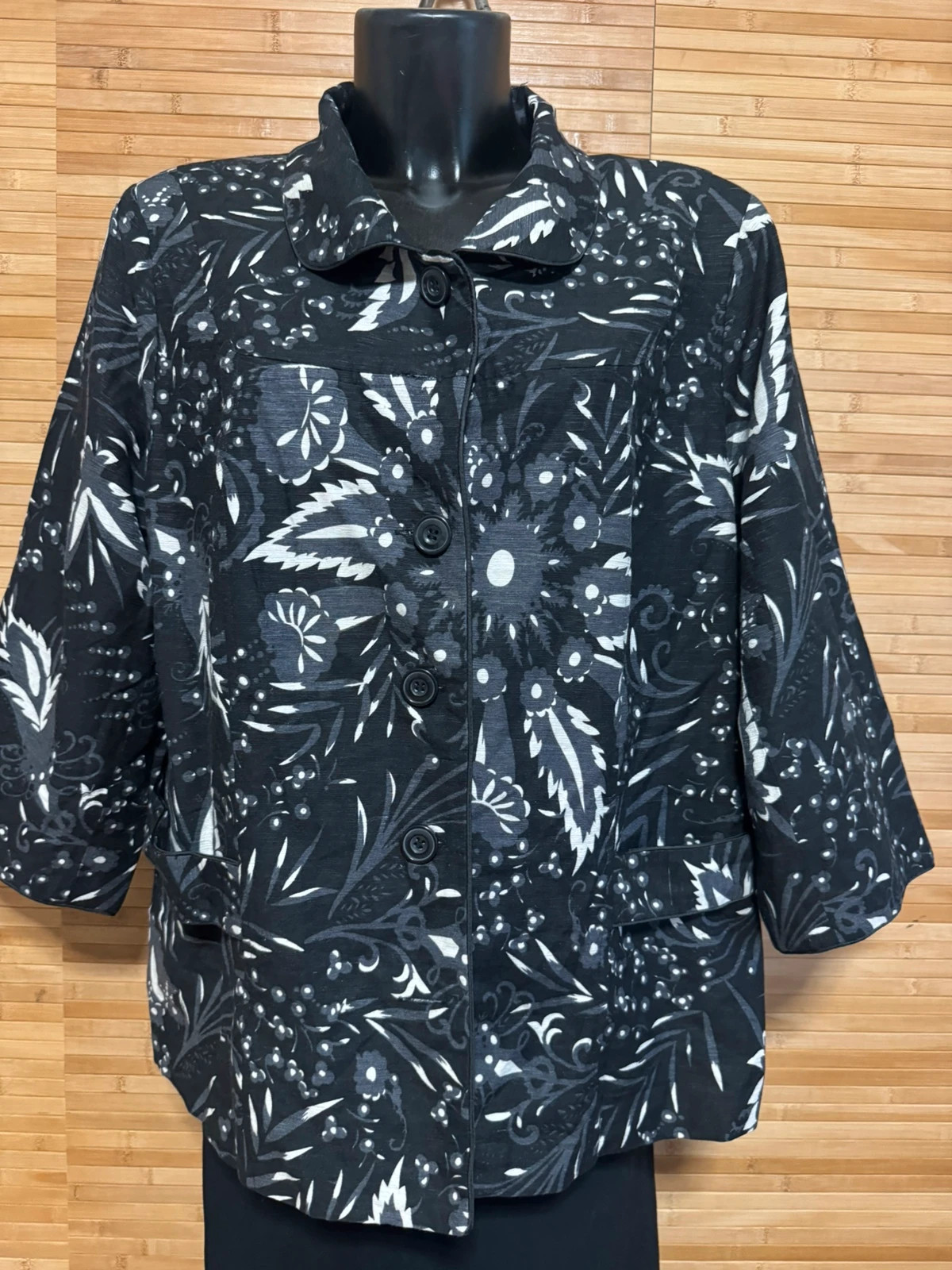 Espectacular blazer 100% seda , marca Fusión talla única grande 😍 – Fusion – taille XXXL / 46 / 18 2