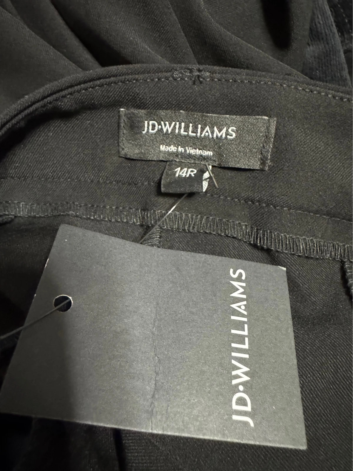 Pantalones negros de vestir de J.D Williams talla 42 😍 – JD Williams – taille XL / 42 / 14 5