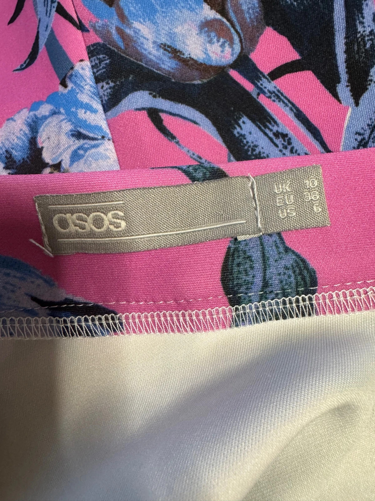 Divina falda marca Asos , talla 38 😍 – ASOS – taille M / 38 / 10 5