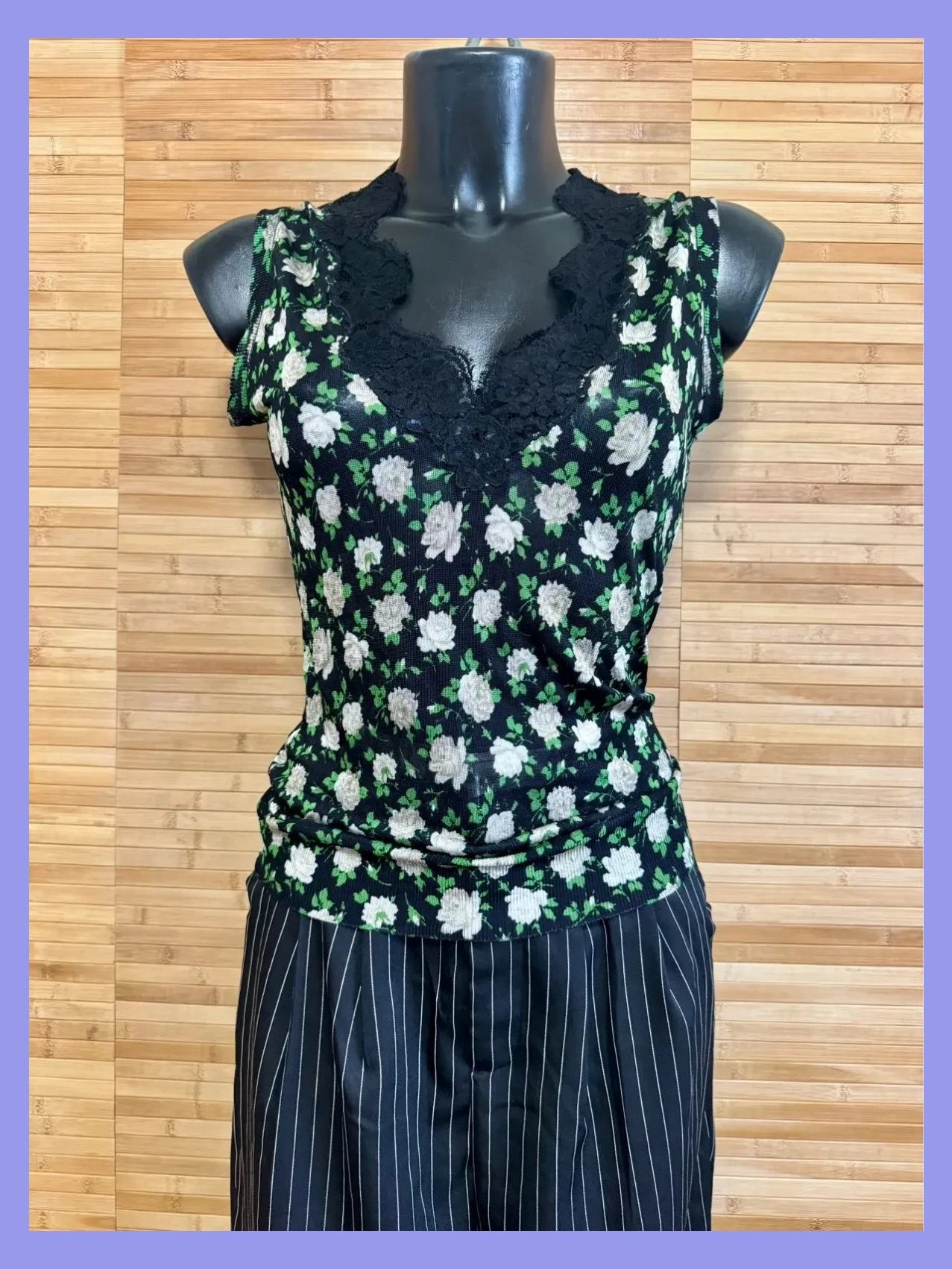 Blusa punto fino de dolce& gabbana talla M 😍