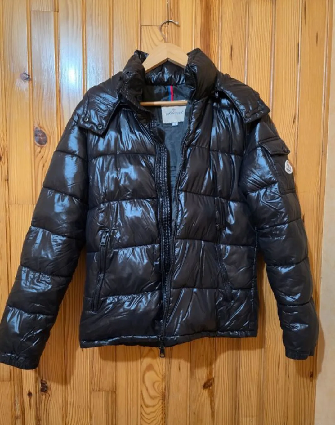 Moncler doudoune noire brillante 3