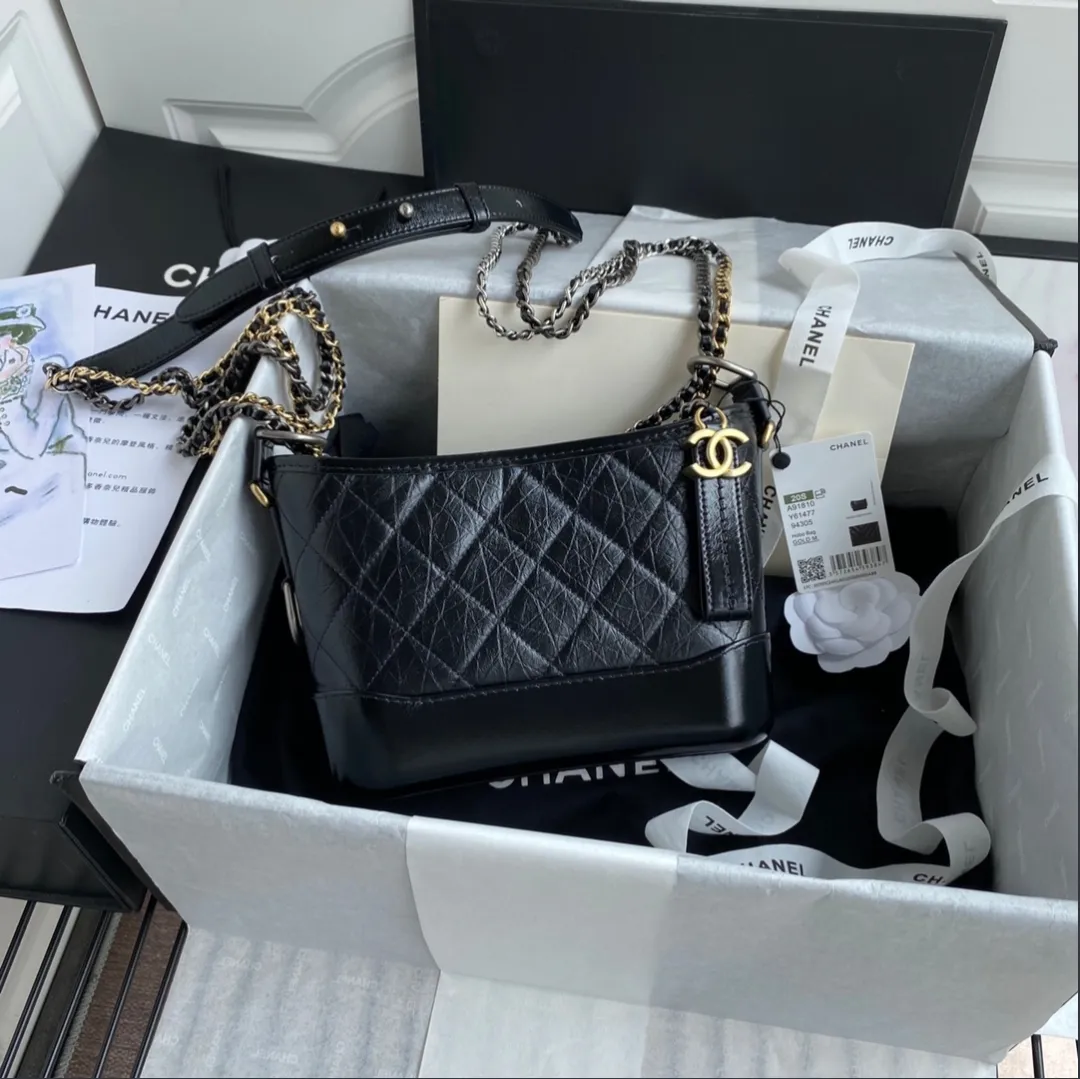Chanel sac à main chaîne dorée noir 4