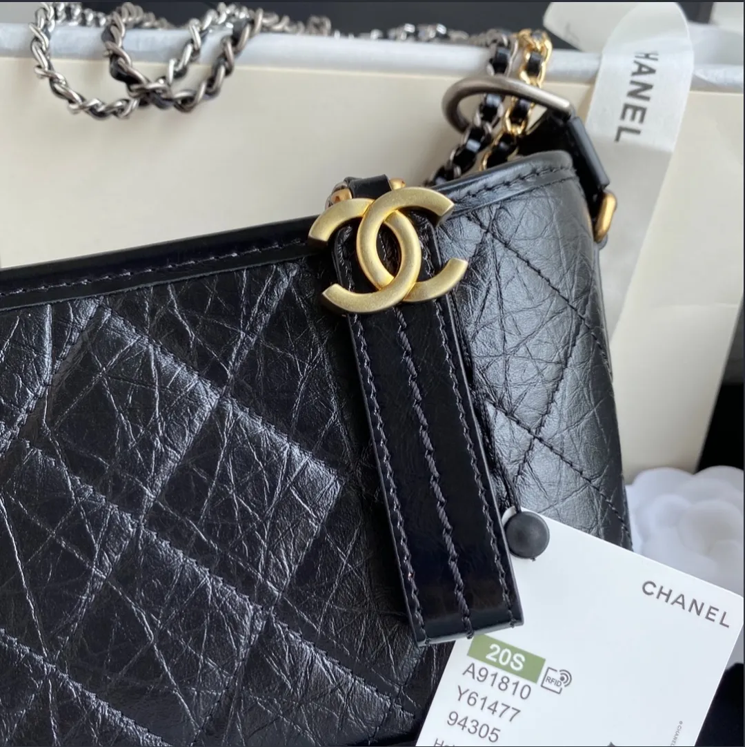 Chanel sac à main chaîne dorée noir 2